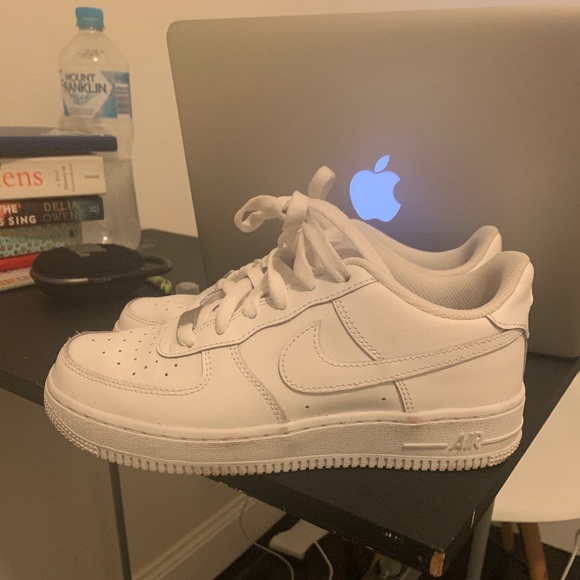 Nike Shoes - Nike Airforce 1 used twice